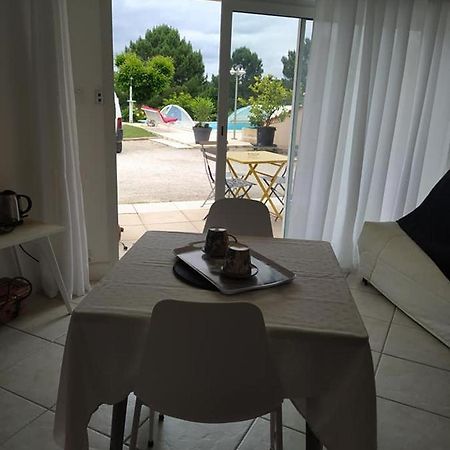 A Tous Vents Hotel La Roche-Chalais Екстериор снимка