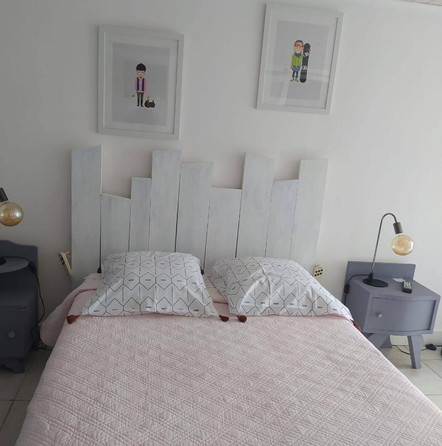 A Tous Vents Hotel La Roche-Chalais Екстериор снимка